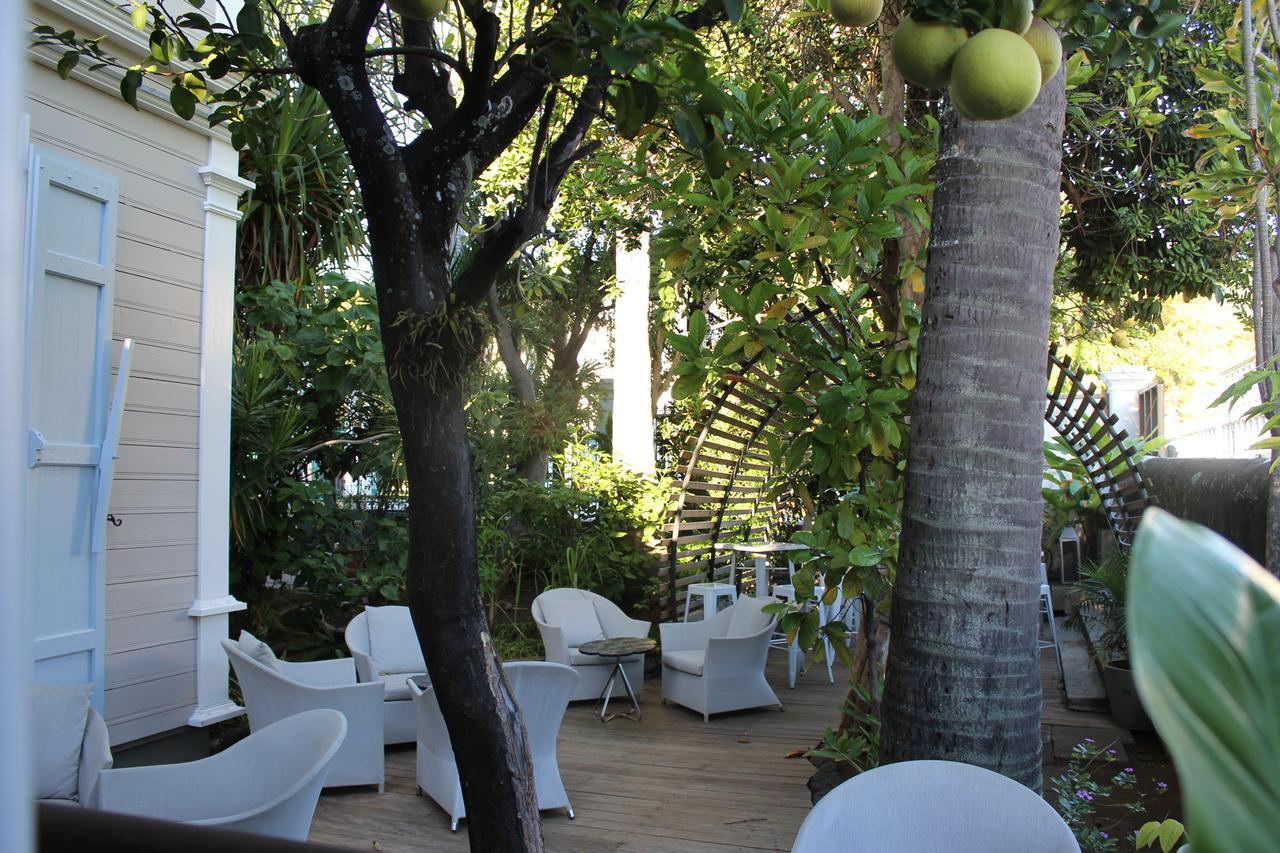 Villa Angelique - Hotel Classe Monument Historique 생드니 외부 사진